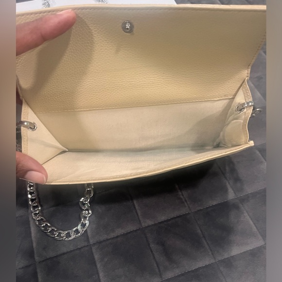 Chanel Matelasse Wallet EUC - Picture 5 of 8